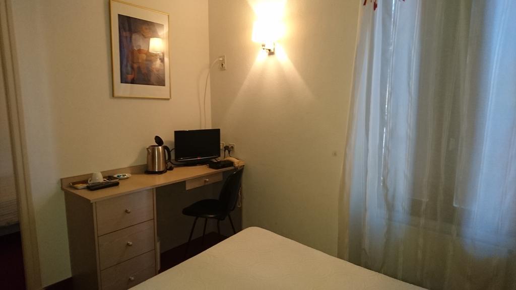 Hotel De France Objat エクステリア 写真